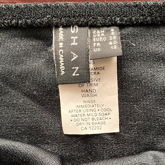 NEW SHAN BLACK BIKINI SET - Picture 15 of 16